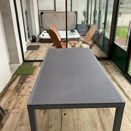 Maison Confortable Pour 10 Personnes Avec Jacuzzi Houlgate Exterior photo