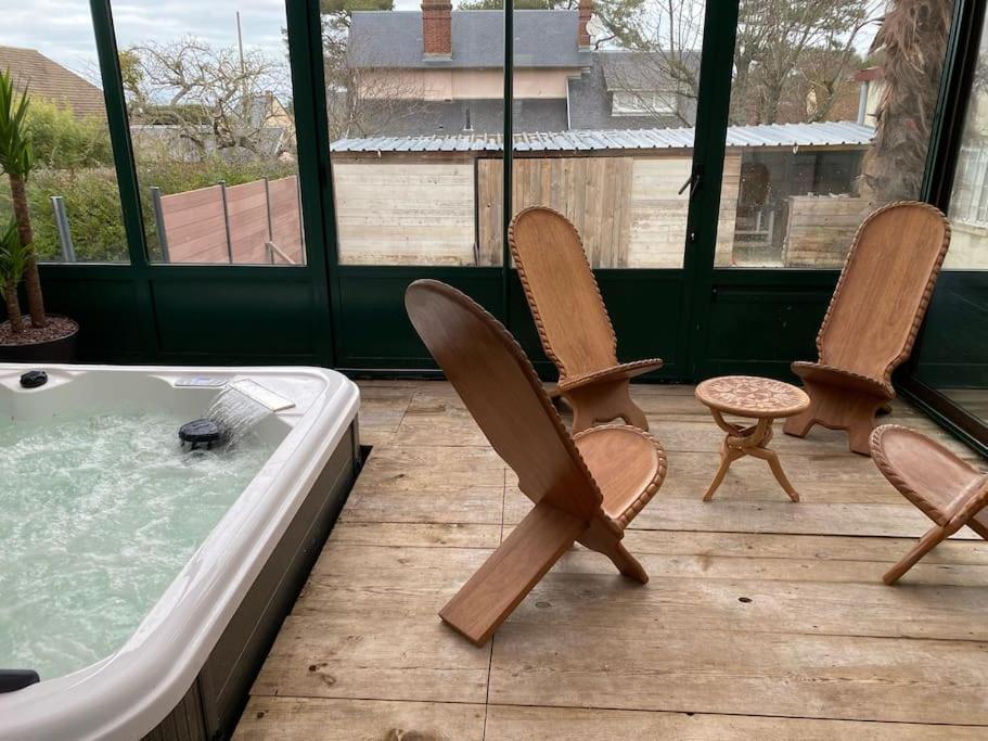 Maison Confortable Pour 10 Personnes Avec Jacuzzi Villa Houlgate